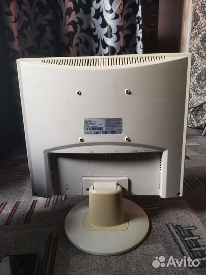 Монитор Fujitsu/Siemens 75гц