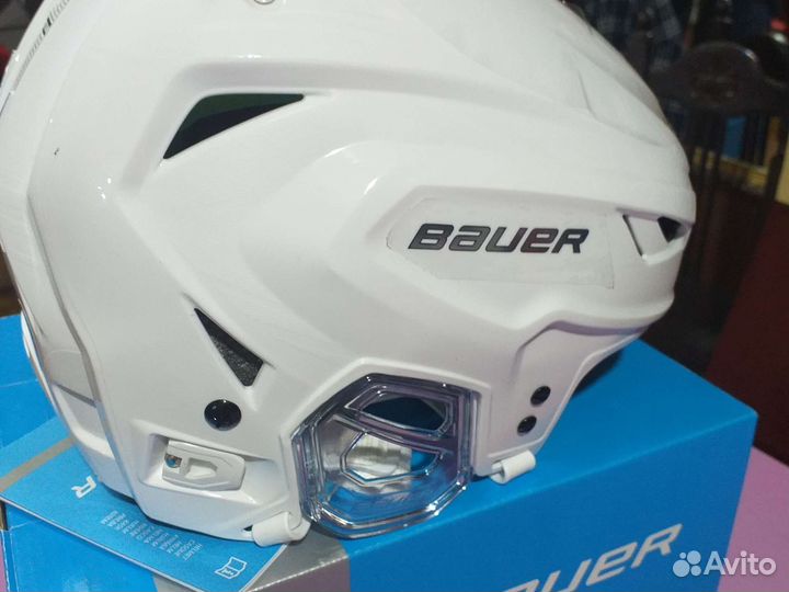 Хоккейный шлем топ. Профф.bauer hyperlite sr m-L