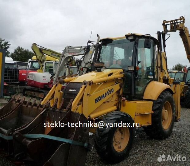 Стекло заднее нижнее на Komatsu WB97R-2