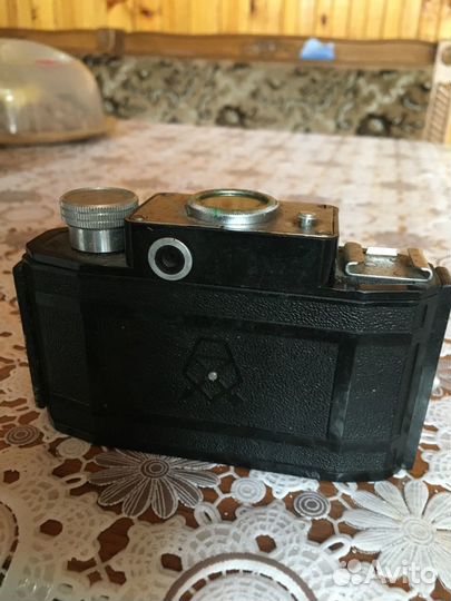 Ретро фотоаппарат смена