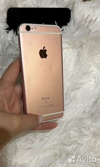 Телефон iPhone 6s