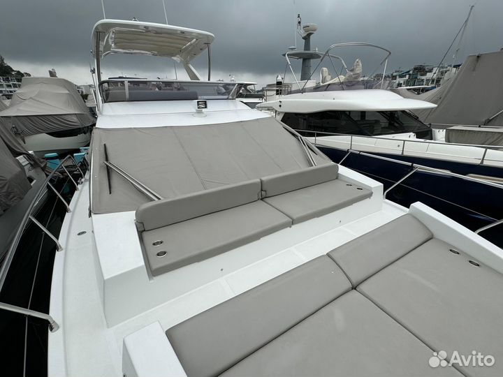 Яхта Azimut 50 2015