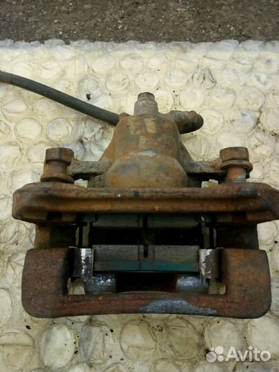 Суппорт зад право KIA ceed