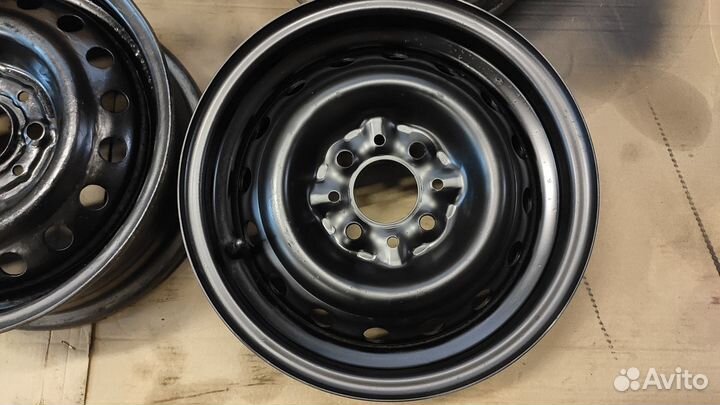 Диски штампованные r15