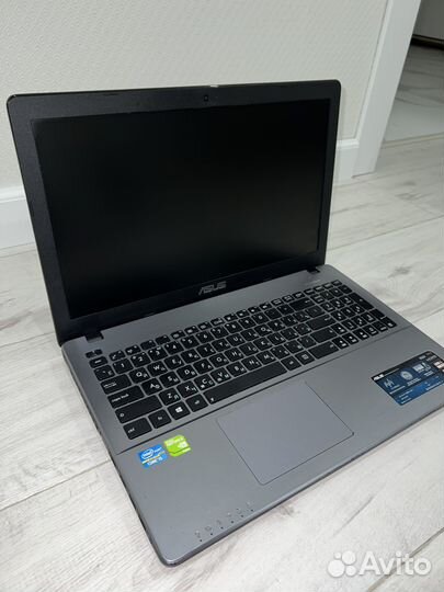 Ноутбук Asus X550V