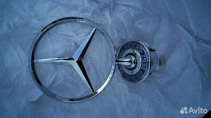 Эмблема капота Mercedes