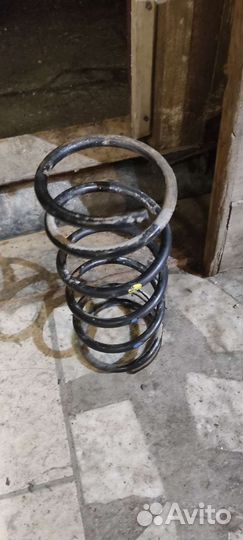 Пружина подвески передняя HR-V