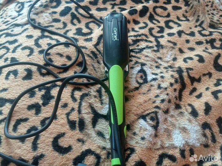Утюжок для волос
