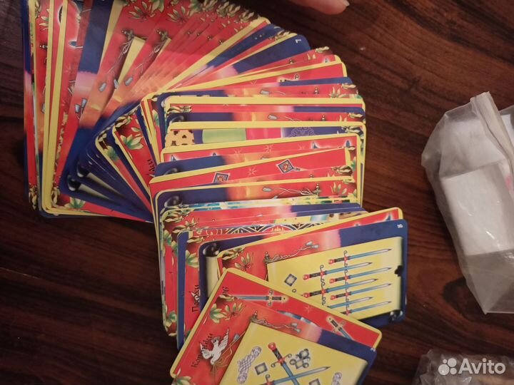 Руны,таро, гадальные карты