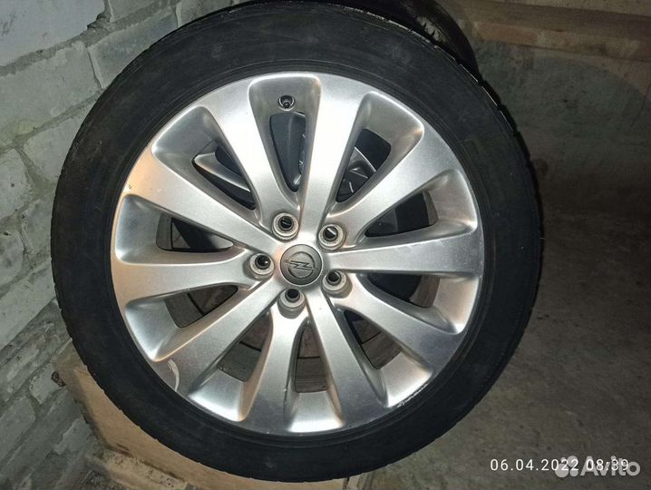 Bridgestone B330 215/50 R17 91V