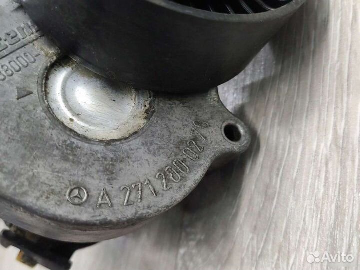 Натяжитель ремня Mercedes M271