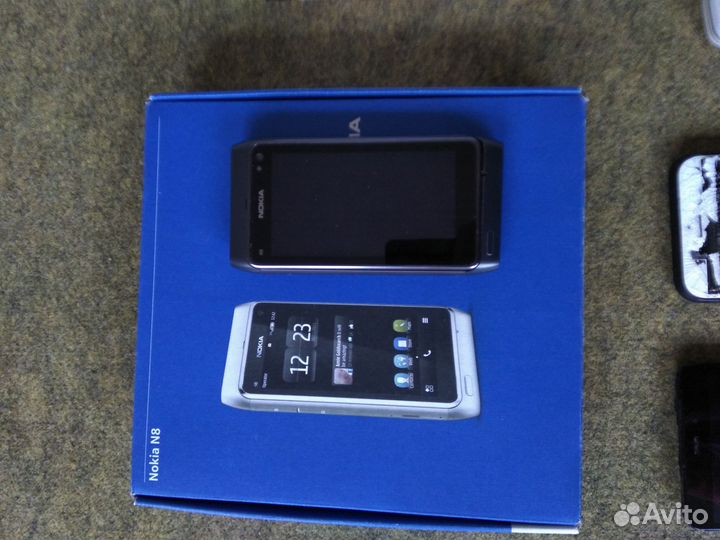 Телефоны рабочие и не рабочие на запчасти