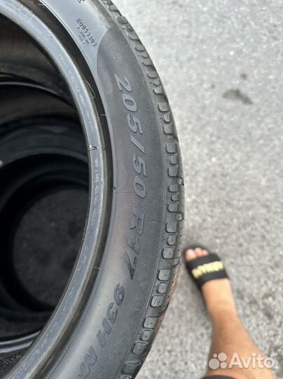 Pirelli Sottozero Winter 240 205/50 R17