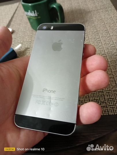 iPhone 5S, 16 ГБ
