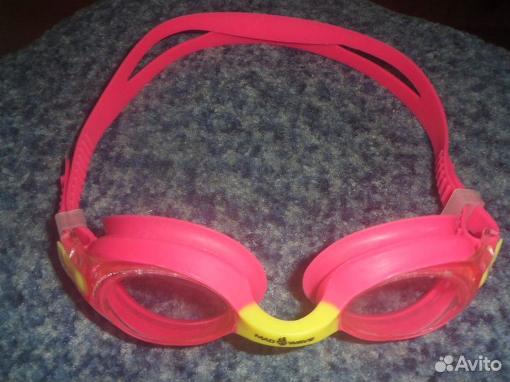 Очки для плавания