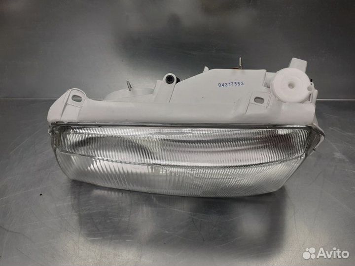 Фара левая Volkswagen Passat B4 1994-1996