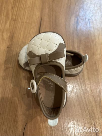 Туфли для девочки 22 размер