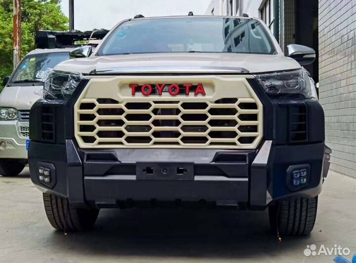 Рестайлинг Toyota Hilux до Toyota Tundra