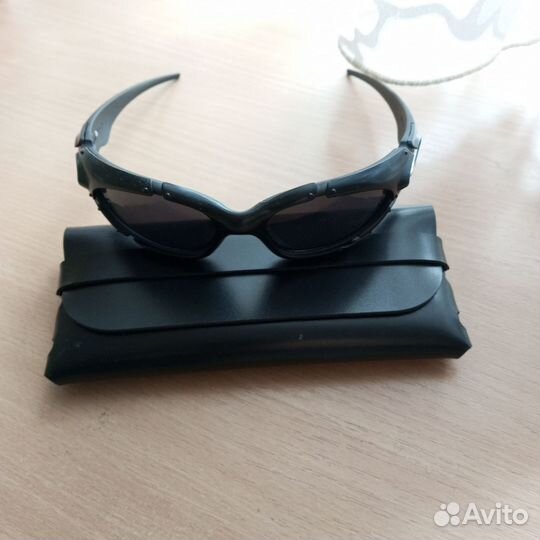 Солнцезащитные очки мужские