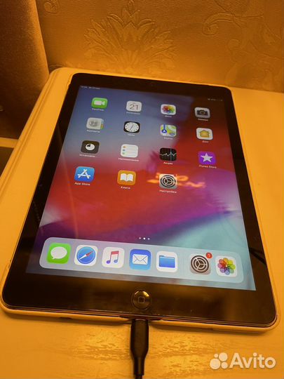 Планшет apple iPad air