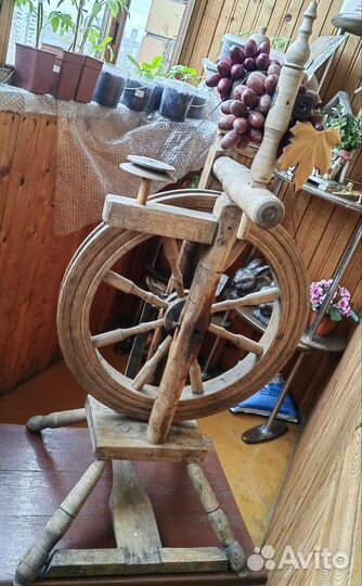 Прялка деревянная старинная рабочая