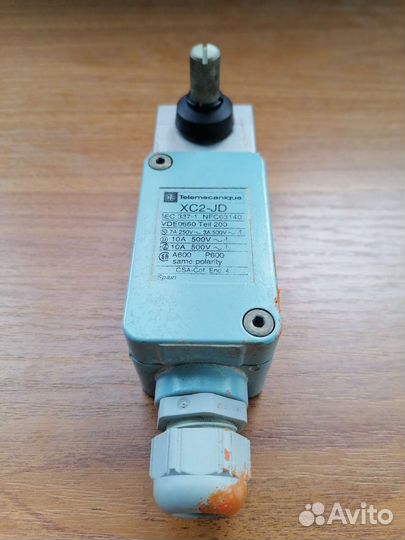 Концевой выключатель