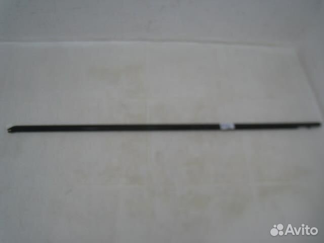 Молдинг стекла передней левой двери Peugeot-Citro