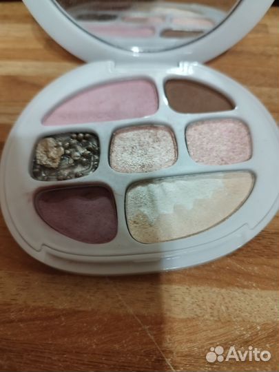 Тени для век новые