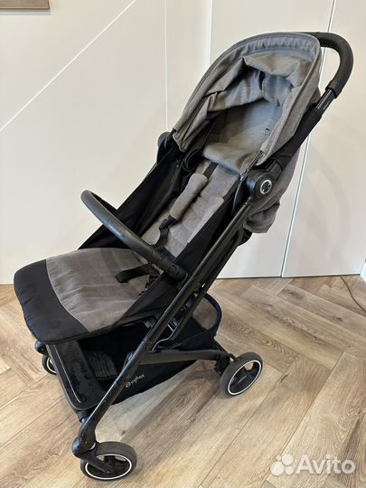 Коляска прогулочная
