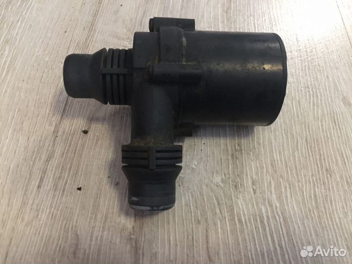 Помпа дополнительная Bmw X5 E53