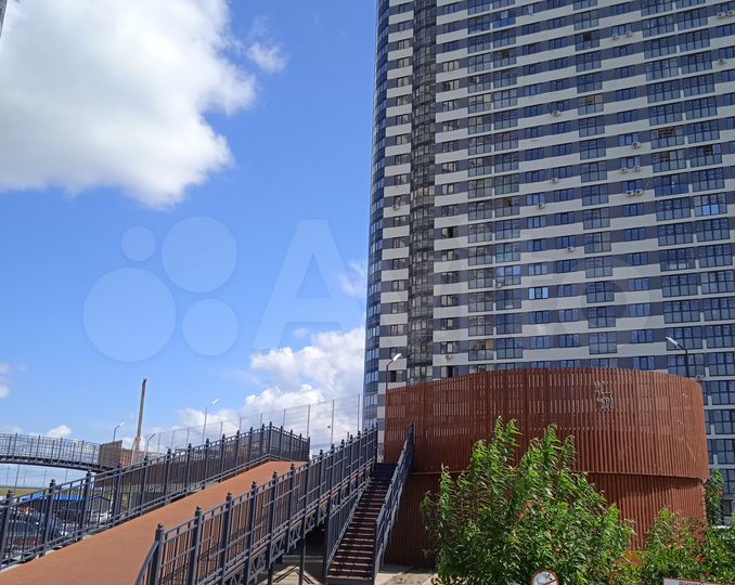 2-к. квартира, 82 м², 28/28 эт.