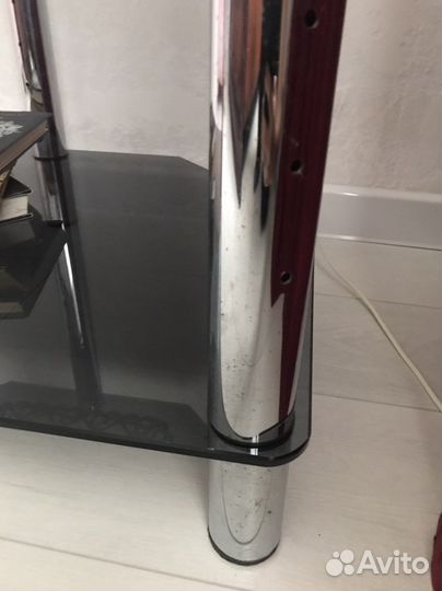 Стеклянная тумба