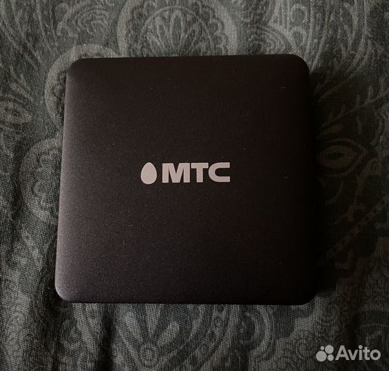 Интерактивная iptv-приствка МТС dv8235