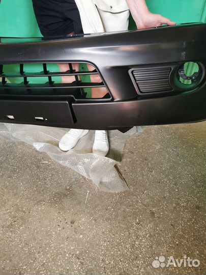 Бампер новый Nissan almera