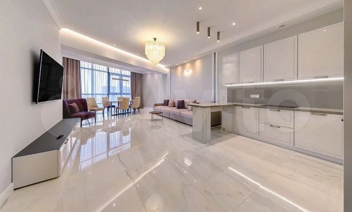 3-к. квартира, 80 м², 15/21 эт.