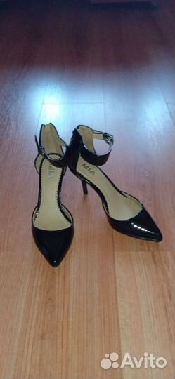 Туфли женские MIA черные лакированные 36.5р новые