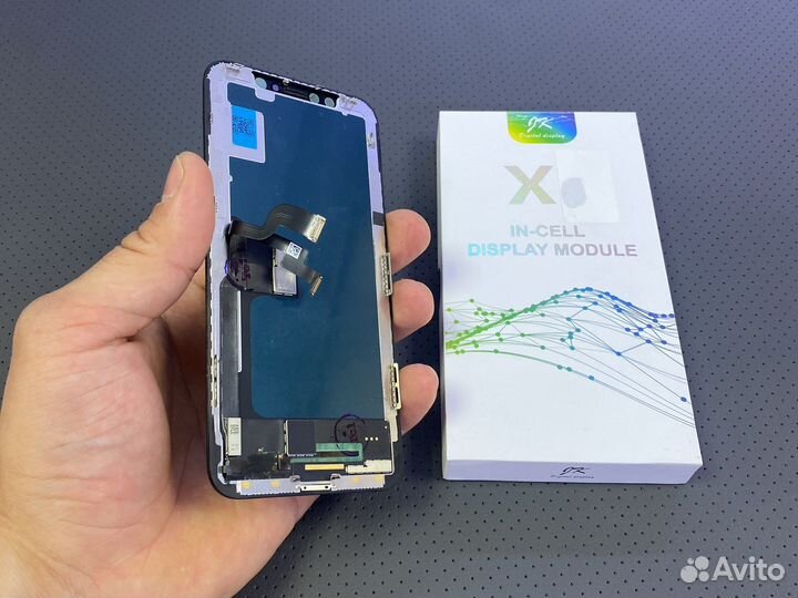 Дисплей iPhone X