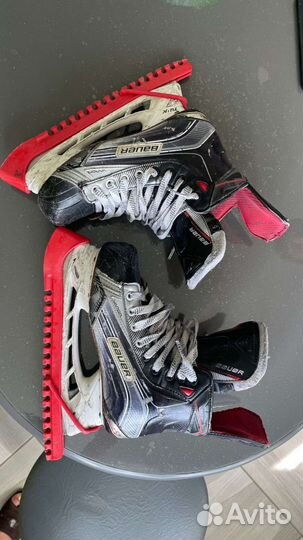 Хоккейные коньки bauer