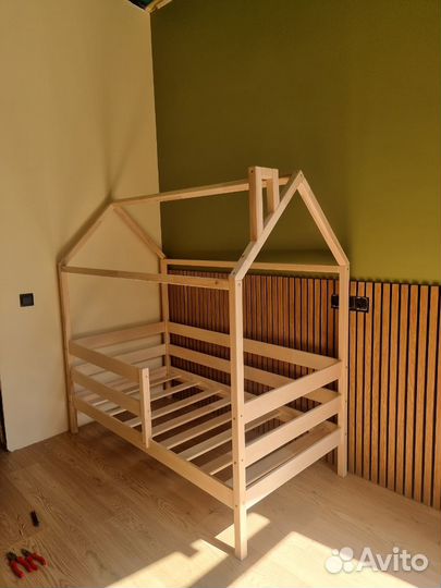 Детская кровать домик в наличии от производителя