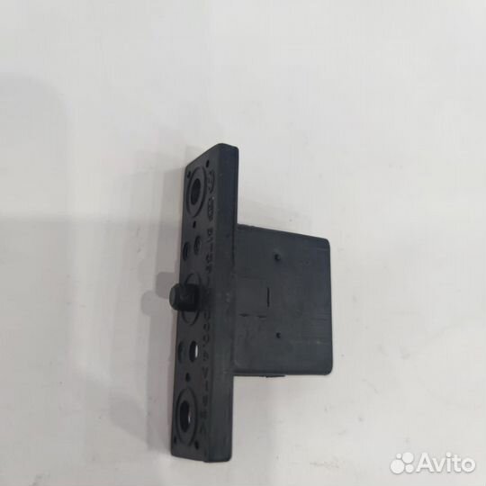 Направляющая багажной двери hyundai/KIA, 817393J00