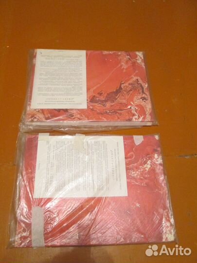 Обойная плитка, под красный мрамор,в упаковке,СССР