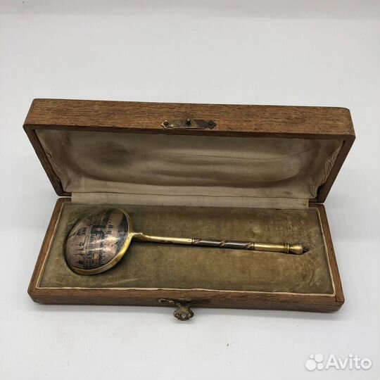 Старинная серебряная ложка 