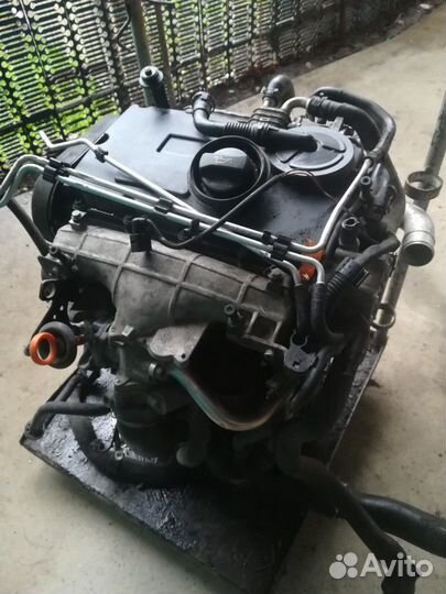 Двигатель Фольксваген Пассат Б6 2.0tdi по частям