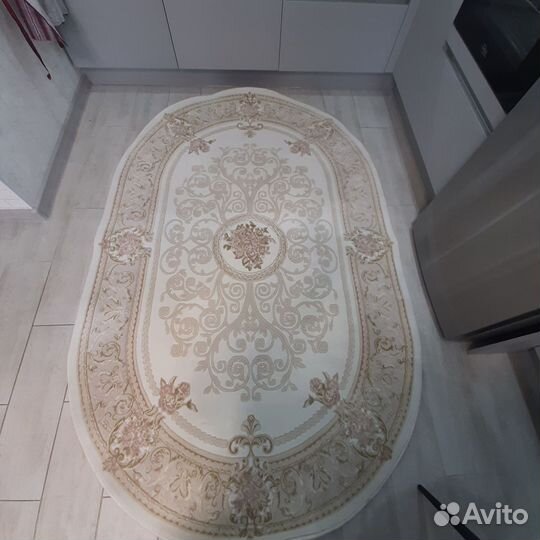 Ковер шерстяной