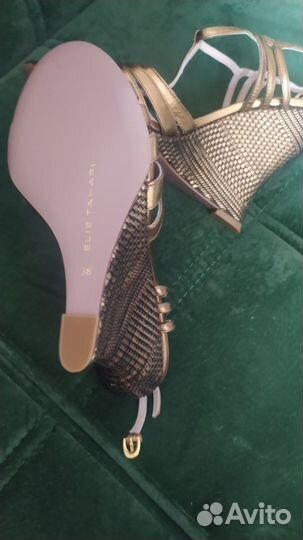 Новые Elie Tahari бронзовые