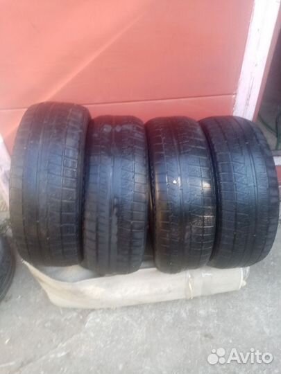 Bridgestone Blizzak Revo GZ 20.5/55 R16