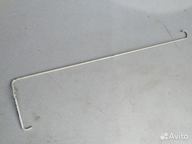 Торсион крышки багажника прав.Daewoo Nexia 2008-16