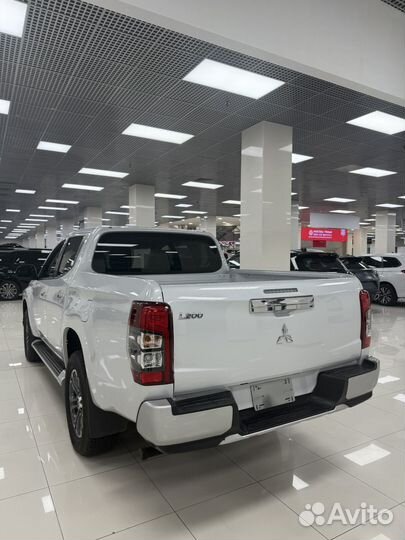 Mitsubishi L200 2.3 AT, 2023, 50 км