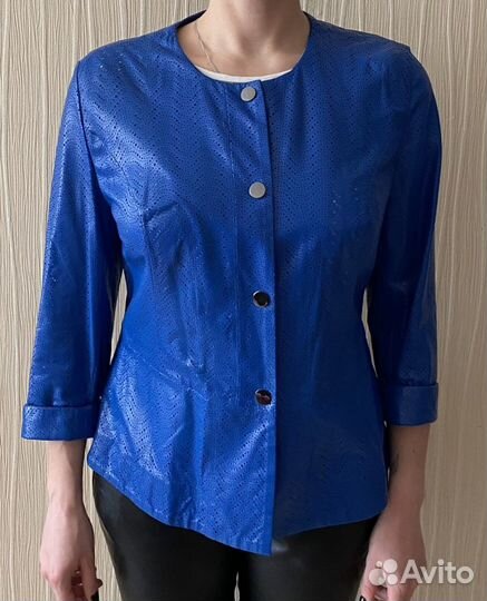 Куртка кожаная. Новая. Размер 46