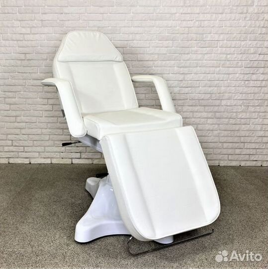 Кресло косметологическое,DM-234
